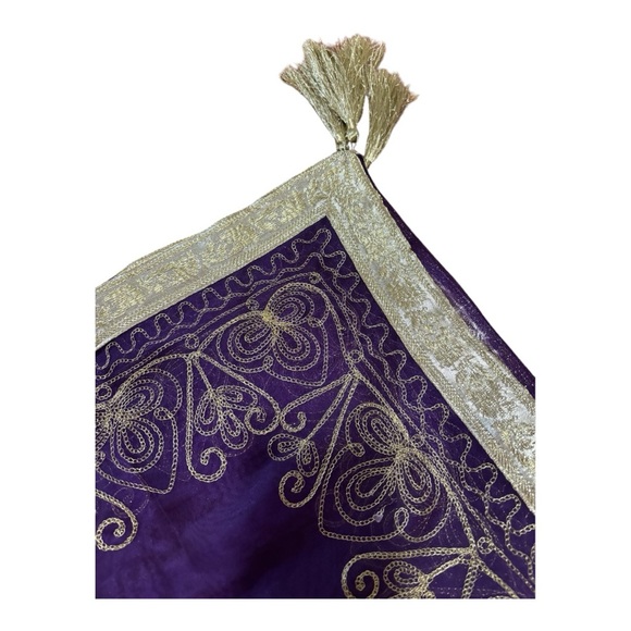 Purple/Gold Square Hand Woven Table Cover with Beautiful Patterns and Tassels - Picture 13 of 16